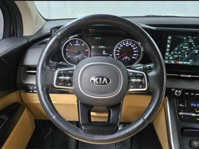 Черный Киа Карнивал, объемом двигателя 2.2 л и пробегом 152 тыс. км за 12900 $, фото 16 на Automoto.ua