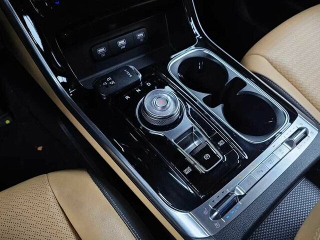 Черный Киа Карнивал, объемом двигателя 2.2 л и пробегом 48 тыс. км за 21000 $, фото 8 на Automoto.ua