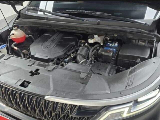 Черный Киа Карнивал, объемом двигателя 2.2 л и пробегом 152 тыс. км за 12900 $, фото 4 на Automoto.ua