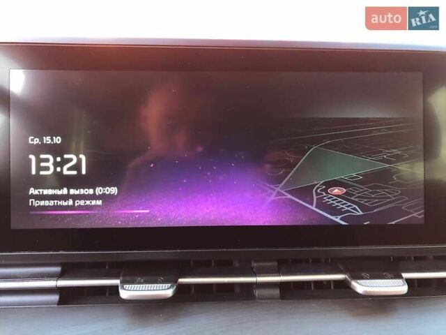 Черный Киа Карнивал, объемом двигателя 2.15 л и пробегом 109 тыс. км за 39490 $, фото 29 на Automoto.ua