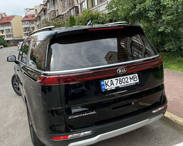 Чорний Кіа Карнівал, об'ємом двигуна 2.2 л та пробігом 110 тис. км за 34500 $, фото 4 на Automoto.ua