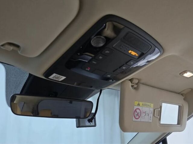 Черный Киа Карнивал, объемом двигателя 2.2 л и пробегом 152 тыс. км за 12900 $, фото 17 на Automoto.ua