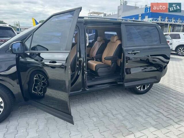 Чорний Кіа Карнівал, об'ємом двигуна 2.15 л та пробігом 94 тис. км за 36900 $, фото 6 на Automoto.ua