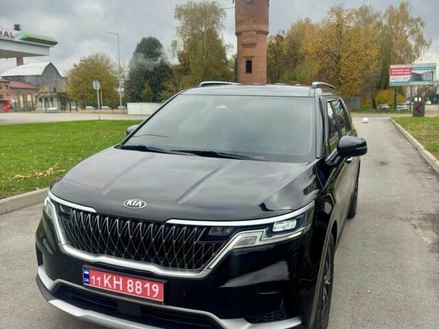 Черный Киа Карнивал, объемом двигателя 2.2 л и пробегом 102 тыс. км за 34900 $, фото 1 на Automoto.ua