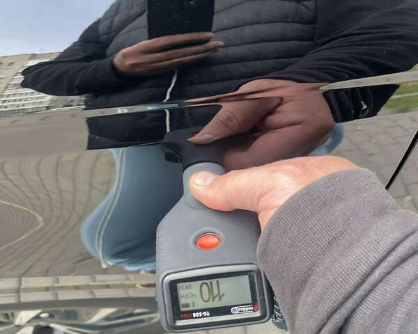 Черный Киа Карнивал, объемом двигателя 2.15 л и пробегом 143 тыс. км за 32950 $, фото 88 на Automoto.ua
