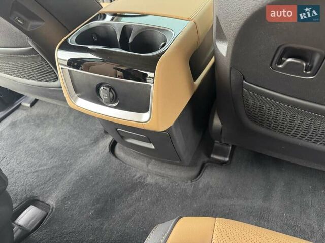 Черный Киа Карнивал, объемом двигателя 2.2 л и пробегом 45 тыс. км за 44500 $, фото 25 на Automoto.ua