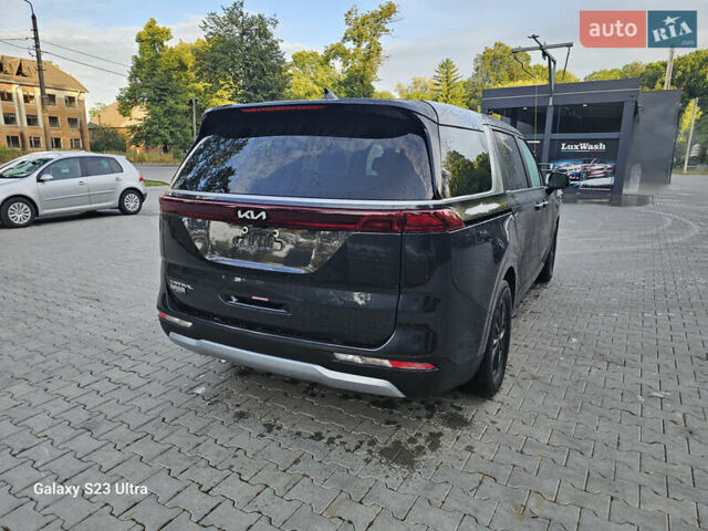 Черный Киа Карнивал, объемом двигателя 3.47 л и пробегом 36 тыс. км за 37500 $, фото 12 на Automoto.ua
