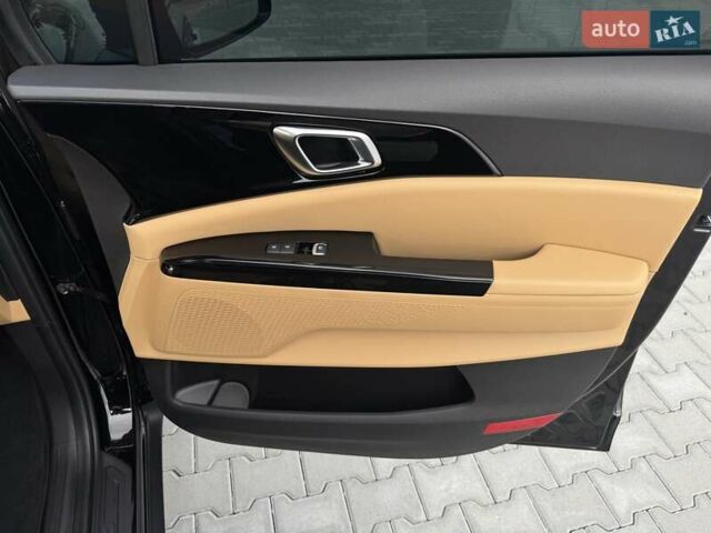 Черный Киа Карнивал, объемом двигателя 2.2 л и пробегом 45 тыс. км за 44500 $, фото 28 на Automoto.ua