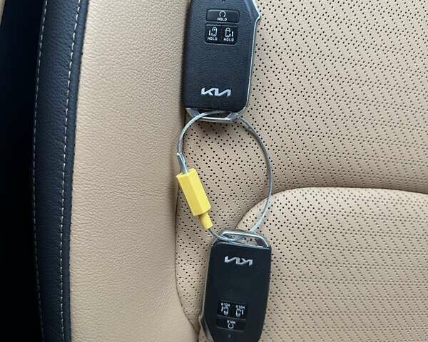 Черный Киа Карнивал, объемом двигателя 2.2 л и пробегом 45 тыс. км за 44500 $, фото 43 на Automoto.ua