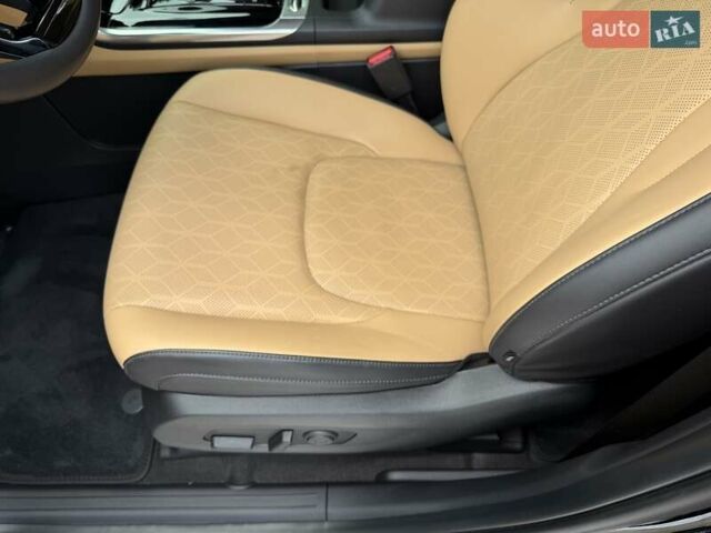 Черный Киа Карнивал, объемом двигателя 2.2 л и пробегом 31 тыс. км за 45500 $, фото 32 на Automoto.ua