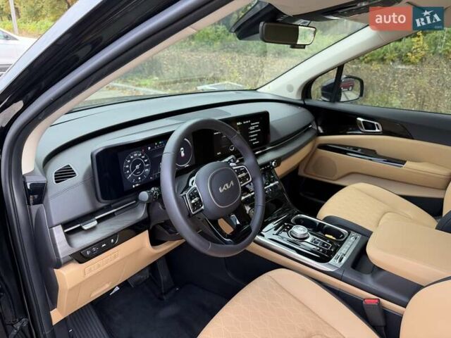 Черный Киа Карнивал, объемом двигателя 2.2 л и пробегом 31 тыс. км за 45500 $, фото 31 на Automoto.ua