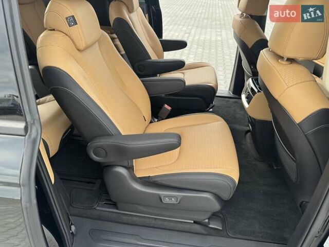 Черный Киа Карнивал, объемом двигателя 2.2 л и пробегом 45 тыс. км за 44500 $, фото 24 на Automoto.ua