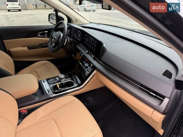 Черный Киа Карнивал, объемом двигателя 2.2 л и пробегом 31 тыс. км за 45500 $, фото 25 на Automoto.ua