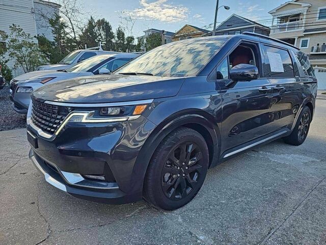 Черный Киа Карнивал, объемом двигателя 0 л и пробегом 22 тыс. км за 24900 $, фото 1 на Automoto.ua