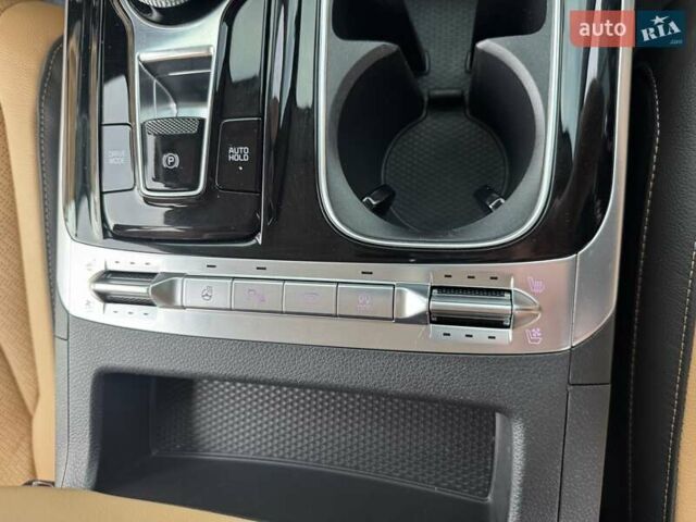 Черный Киа Карнивал, объемом двигателя 2.2 л и пробегом 45 тыс. км за 44500 $, фото 37 на Automoto.ua