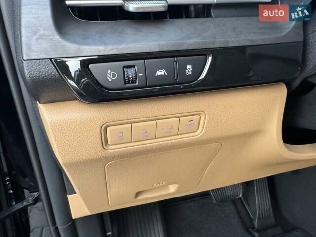 Черный Киа Карнивал, объемом двигателя 2.2 л и пробегом 45 тыс. км за 44500 $, фото 22 на Automoto.ua