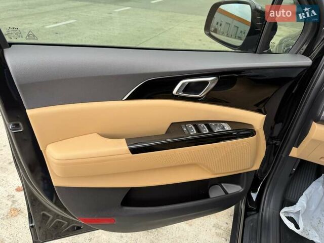 Черный Киа Карнивал, объемом двигателя 2.2 л и пробегом 31 тыс. км за 45500 $, фото 38 на Automoto.ua