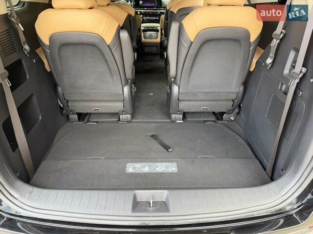 Черный Киа Карнивал, объемом двигателя 2.2 л и пробегом 31 тыс. км за 45500 $, фото 47 на Automoto.ua