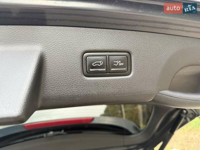 Черный Киа Карнивал, объемом двигателя 2.2 л и пробегом 31 тыс. км за 45500 $, фото 46 на Automoto.ua