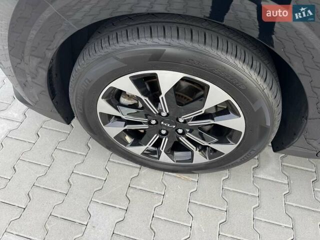 Черный Киа Карнивал, объемом двигателя 2.2 л и пробегом 45 тыс. км за 44500 $, фото 16 на Automoto.ua