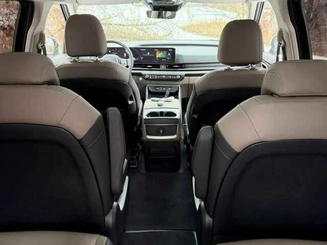 Черный Киа Карнивал, объемом двигателя 2.2 л и пробегом 58 тыс. км за 43000 $, фото 10 на Automoto.ua