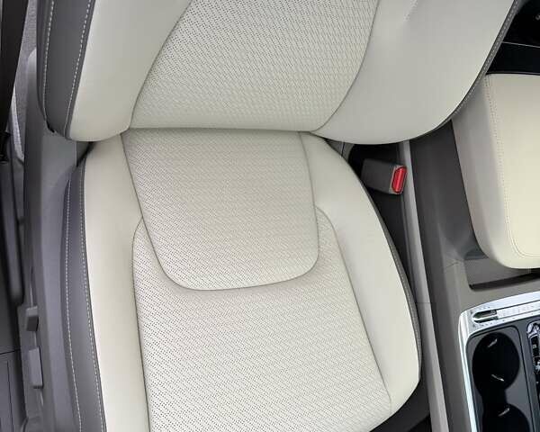 Черный Киа Карнивал, объемом двигателя 2.2 л и пробегом 12 тыс. км за 67000 $, фото 39 на Automoto.ua