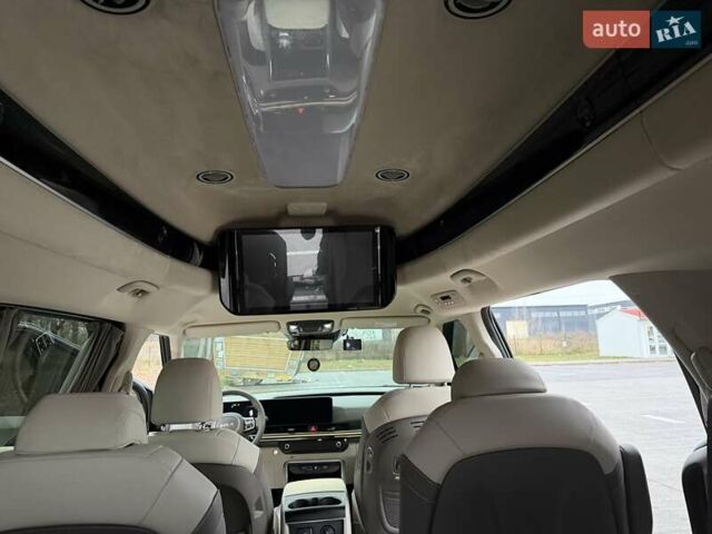 Черный Киа Карнивал, объемом двигателя 2.2 л и пробегом 12 тыс. км за 67000 $, фото 31 на Automoto.ua