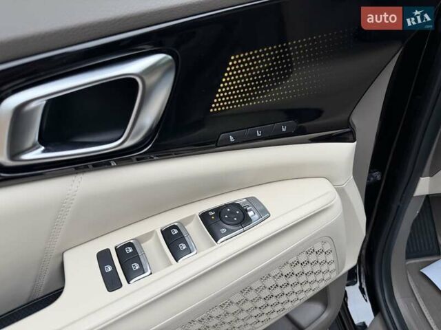 Черный Киа Карнивал, объемом двигателя 2.2 л и пробегом 12 тыс. км за 67000 $, фото 17 на Automoto.ua