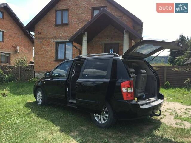 Чорний Кіа Карнівал, об'ємом двигуна 2.9 л та пробігом 290 тис. км за 7000 $, фото 5 на Automoto.ua
