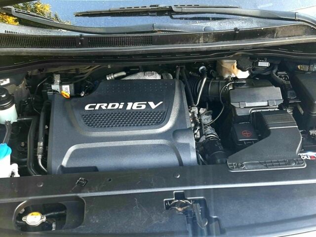 Черный Киа Карнивал, объемом двигателя 2 л и пробегом 250 тыс. км за 23000 $, фото 7 на Automoto.ua