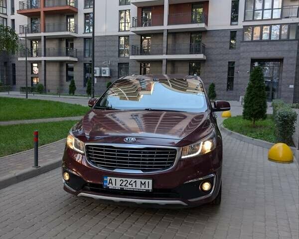 Коричневый Киа Карнивал, объемом двигателя 2.2 л и пробегом 154 тыс. км за 21500 $, фото 10 на Automoto.ua
