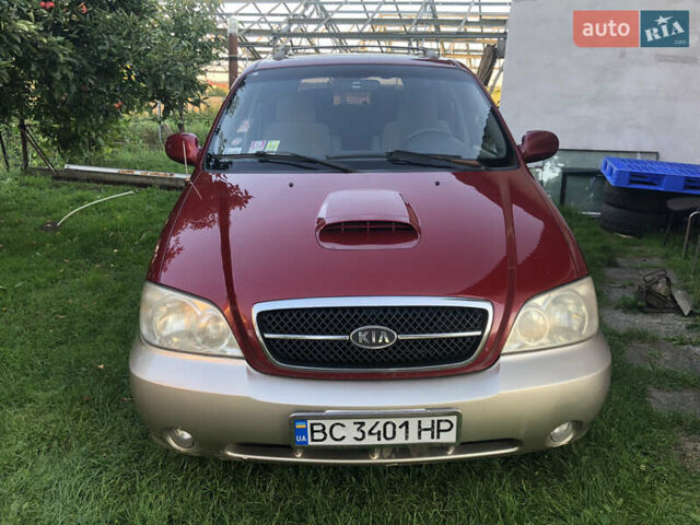 Красный Киа Карнивал, объемом двигателя 2.9 л и пробегом 250 тыс. км за 6000 $, фото 21 на Automoto.ua