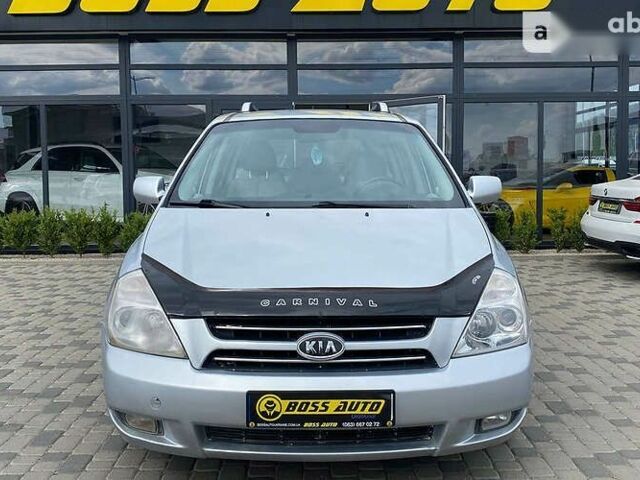 Киа Карнивал, объемом двигателя 2.9 л и пробегом 161 тыс. км за 7300 $, фото 7 на Automoto.ua