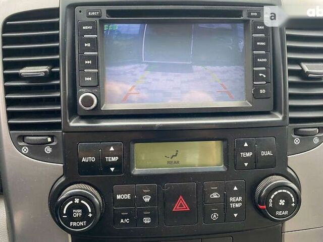 Киа Карнивал, объемом двигателя 2.9 л и пробегом 161 тыс. км за 7300 $, фото 10 на Automoto.ua