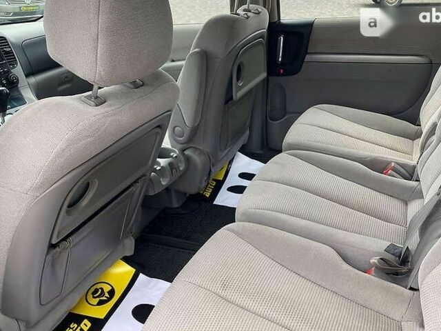 Киа Карнивал, объемом двигателя 2.9 л и пробегом 161 тыс. км за 7300 $, фото 17 на Automoto.ua