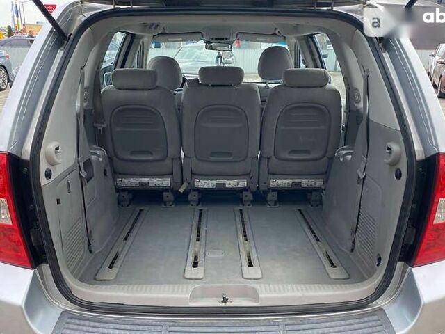 Киа Карнивал, объемом двигателя 2.9 л и пробегом 161 тыс. км за 7300 $, фото 18 на Automoto.ua