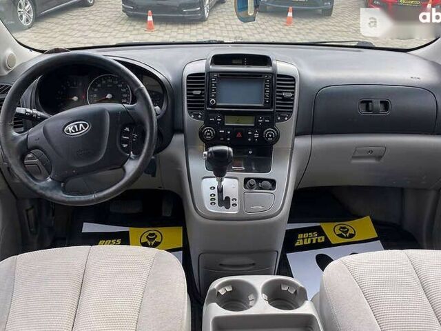 Киа Карнивал, объемом двигателя 2.9 л и пробегом 161 тыс. км за 7300 $, фото 12 на Automoto.ua