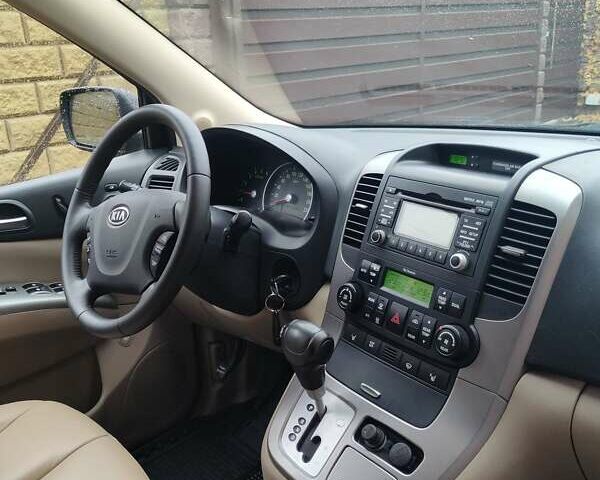 Киа Карнивал, объемом двигателя 2.2 л и пробегом 161 тыс. км за 10699 $, фото 35 на Automoto.ua