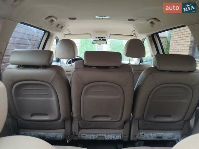 Киа Карнивал, объемом двигателя 2.2 л и пробегом 161 тыс. км за 10699 $, фото 29 на Automoto.ua