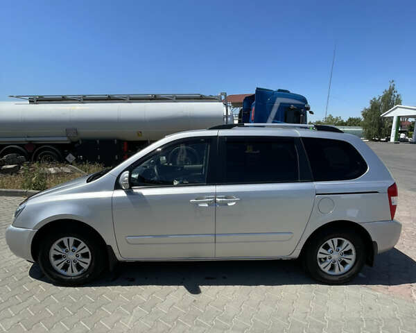 Киа Карнивал, объемом двигателя 0 л и пробегом 167 тыс. км за 12000 $, фото 3 на Automoto.ua