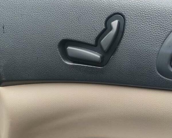 Киа Карнивал, объемом двигателя 2.2 л и пробегом 161 тыс. км за 10699 $, фото 22 на Automoto.ua