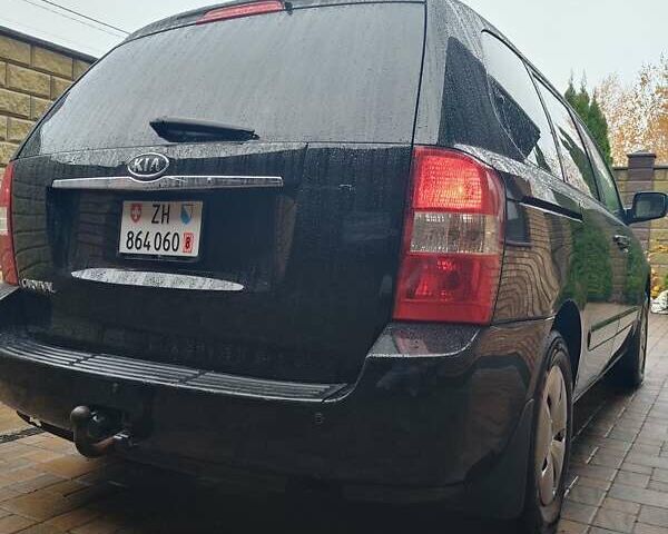 Киа Карнивал, объемом двигателя 2.2 л и пробегом 161 тыс. км за 10699 $, фото 7 на Automoto.ua