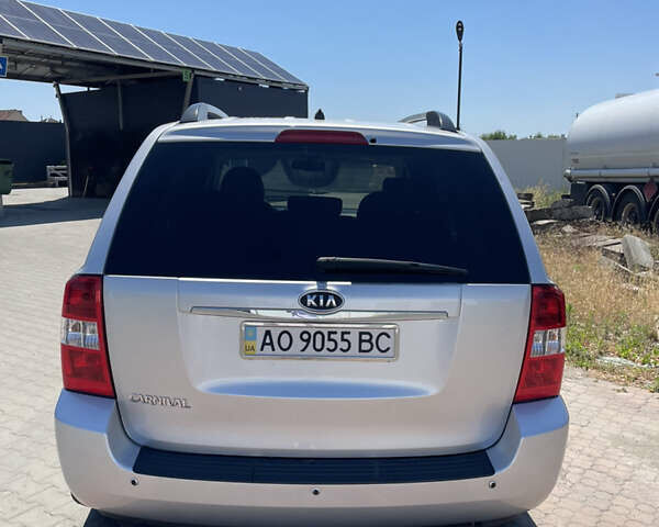 Киа Карнивал, объемом двигателя 0 л и пробегом 167 тыс. км за 12000 $, фото 2 на Automoto.ua