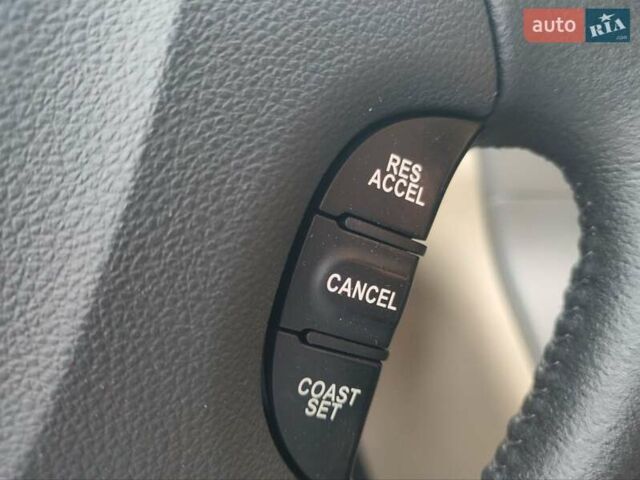 Киа Карнивал, объемом двигателя 2.2 л и пробегом 161 тыс. км за 10699 $, фото 43 на Automoto.ua