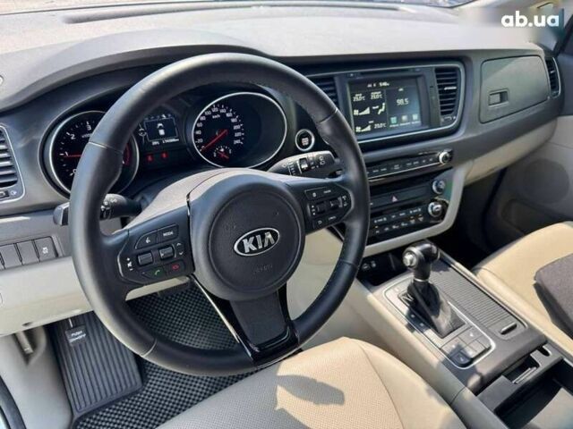 Кіа Карнівал, об'ємом двигуна 2.2 л та пробігом 174 тис. км за 20500 $, фото 9 на Automoto.ua