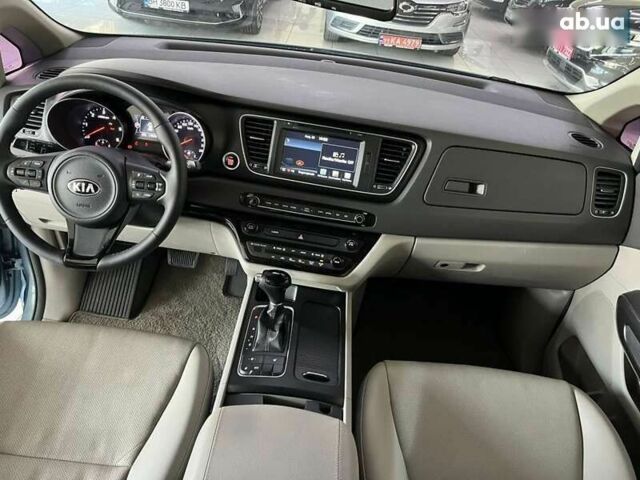 Кіа Карнівал, об'ємом двигуна 2.2 л та пробігом 176 тис. км за 17900 $, фото 16 на Automoto.ua