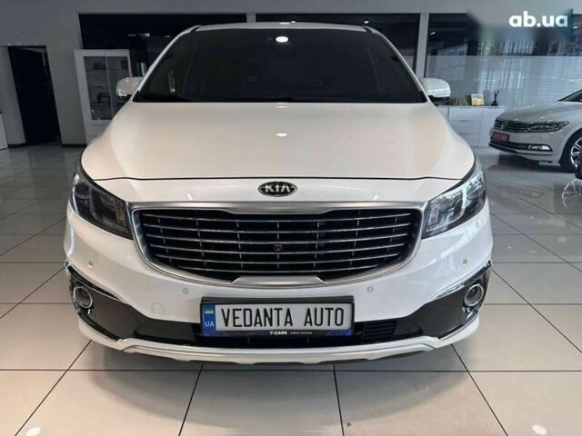 Киа Карнивал, объемом двигателя 2.2 л и пробегом 220 тыс. км за 21900 $, фото 1 на Automoto.ua