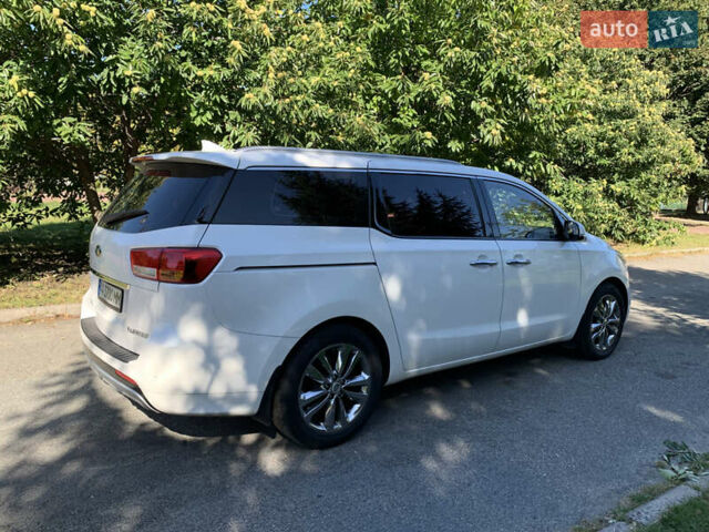 Киа Карнивал, объемом двигателя 2.2 л и пробегом 200 тыс. км за 21500 $, фото 4 на Automoto.ua