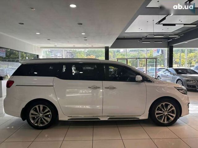 Киа Карнивал, объемом двигателя 2.2 л и пробегом 220 тыс. км за 21900 $, фото 7 на Automoto.ua