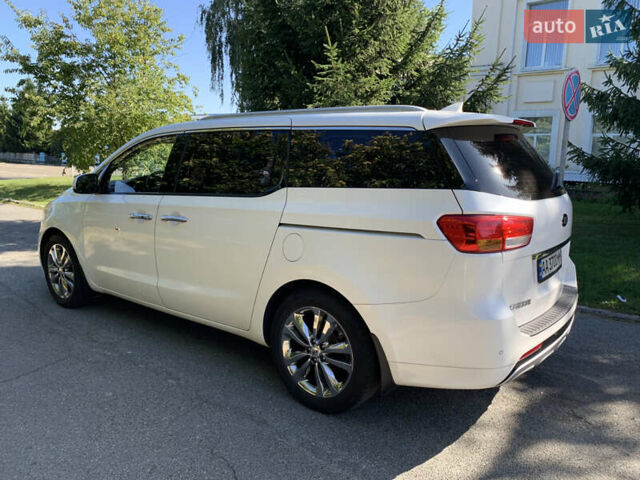 Киа Карнивал, объемом двигателя 2.2 л и пробегом 200 тыс. км за 21500 $, фото 7 на Automoto.ua